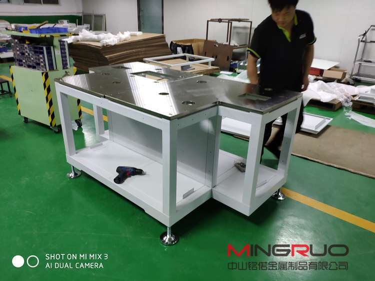 钣金加工不锈钢的有关实用知识_海口健铭美术教育培训有限公司